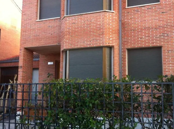 Chalet Cantalejo * カンタレホ